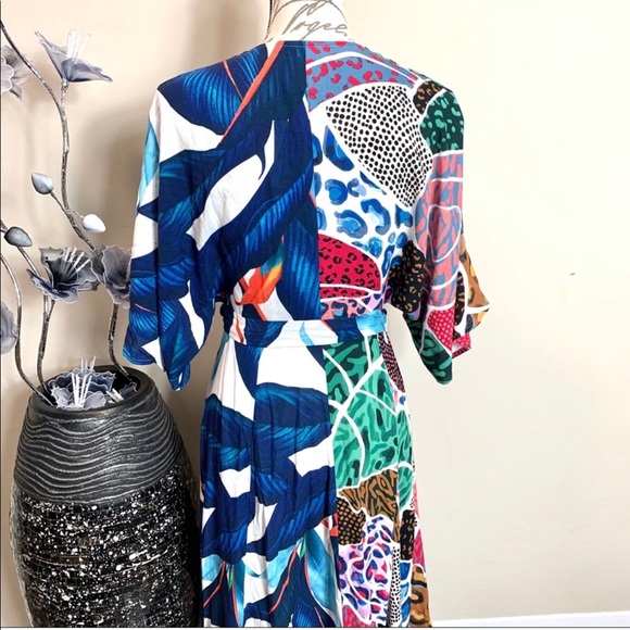 ❗️SOLD❗️RARE Farm Rio Mixed Prints Wrap Maxi Dress - Picture 7 of 11